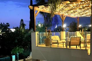 Coral Bay Villa - Sleeps 6 - Pool - Parking - Peyia - 0