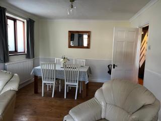 K Suites - Teign House - Wanborough - 8