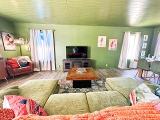 2 Bed1bathkitchengrillfirepit-sleeps 6pp - Russell - 7