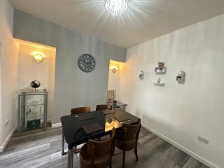 Swansea 3BR - Central Location - Swansea - 5