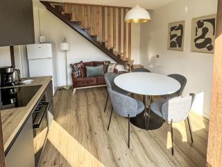 Apartment Dromaè-3 by Interhome - Mezzolago - 2