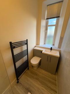 West End Traditional Flat with Free Parking - - 7