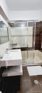Miri Sea View Apartament - Sarandë - 2