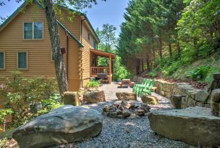 Candyland Cabin by Carolina Mornings - Candler - 0