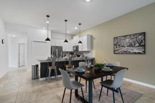 CONDO 2bed2bath next to Disney w Free Water Park - Kissimmee - 1