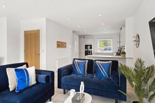 OFFERS 3 Bed House with Free Parking Ideal for Contractors or Relocation Stays Sittingbourne - Murston - 9