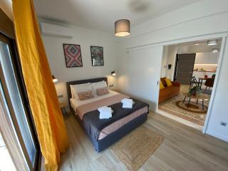 Holy 1 Bedroom Apartment in Marousi - Athen - 0