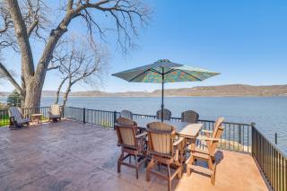 Riverfront Home with Seasonal Dock in Wabasha! - Wabasha - 9
