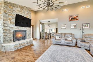 Riverfront Home with Seasonal Dock in Wabasha! - Wabasha - 7