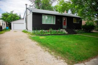 One-bedroom guest suite with private entry - 4