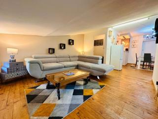 Le Boudoir - 2