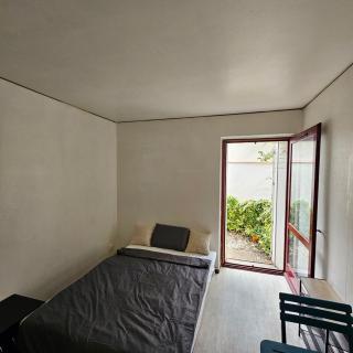 Studio calme avec petit jardinet - Bordéus - 7