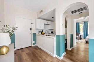 Parkfront Nook - 5