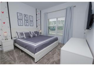 2489 RT Ultimate Villa Oasis with Pool & Spa Sleeps 13 - 6