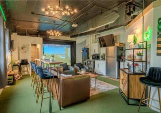 3BR with Golf Simulator Walk to downtown Lakewood - Lakewood - 0