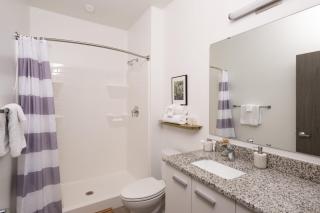 Flexhome Walkers Point 1BR Q2 - Milwaukee - 1