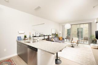 Flexhome Walkers Point 1BR Q2 - Milwaukee - 3