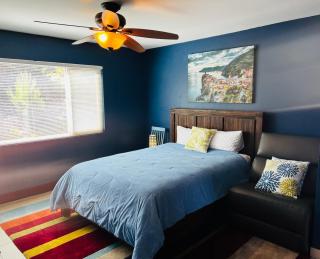 large master unit private entrance - San Diego - 0