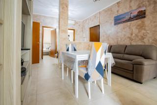 [Reni House]-Bright apartment+free park - 7