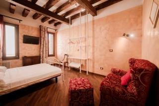 Rosso Veneziano - Venice - 9