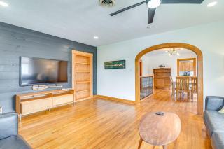 2 Mi to Pleasure Pier Pet-Friendly Gem with Yard - Galveston - 6