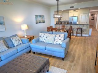 AZ 102- 4Bd Gulf Front Condo-3 Kings -1 Queen Bed! - Fort Walton Beach - 2