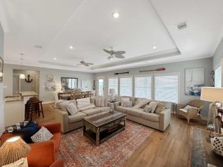 Abigails House by Bolivar Escapes - Crystal Beach - 6