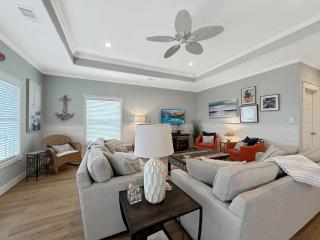 Abigails House by Bolivar Escapes - Crystal Beach - 4