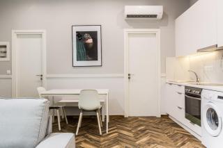 Fully Renovated 2bdrm Apartment in Kolonaki area - 5