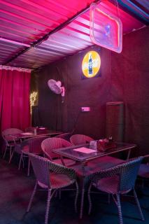 Hotel Vibe BLUE-Noida Sector 117 - Noida - 7