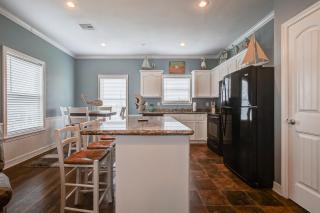 Crystal Moon by Bolivar Escapes - Crystal Beach - 1