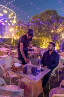 Hotel Vibe BLUE-Noida Sector 117 - Noida - 9