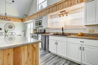 Crystal Oasis by Bolivar Escapes - Crystal Beach - 2
