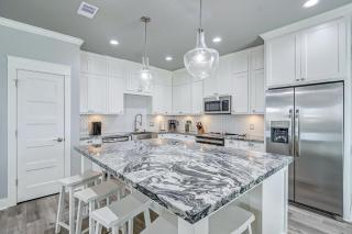 Hannah Cabana by Bolivar Escapes - Crystal Beach - 5