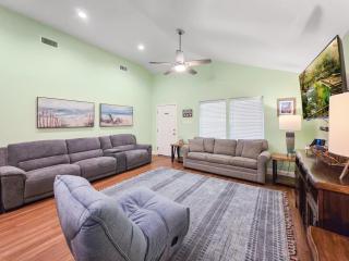 Mellow Yellow by Bolivar Escapes - Crystal Beach - 5