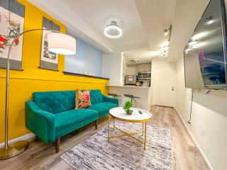 Japanese Themed 2BR in Gold Coast for up to 4 guests - Chicago - 0