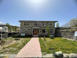 Noor Lodge - Karimabad Hunza - 0