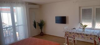 Apartman Alaga D - Tribunj - 5