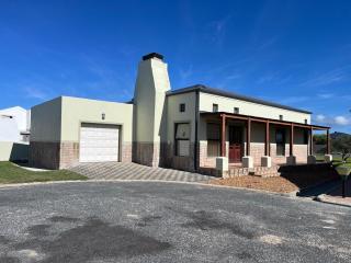 The Nautilus - Coastal Retreat - Struisbaai - 0