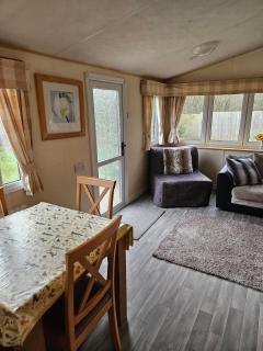 Silver Birch Nabb Lane Hot tub near Alton Towers - Combridge - 7