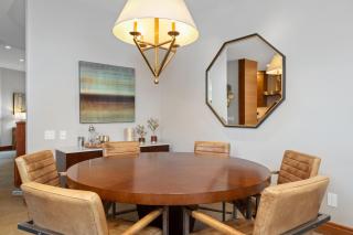 Meadows Run Modern by Exceptional Stays - 1