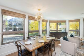 Plunge J by Exceptional Stays - 7