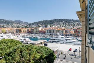 DOUANE - 2 bedroom in Front of the Port - Nice - 0