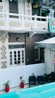 18th Century Scenic 3BHK Cottage Mall Road - 9