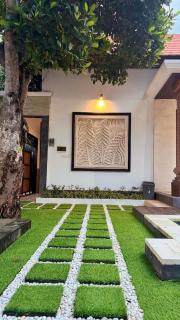 Djoy Villa Sanur - Sanur - 7