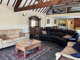 Dee Valley Country Escape - Sleeps 4 & Hot Tub - Corwen - 6