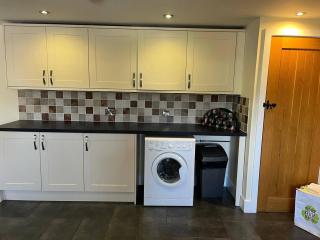 Dee Valley Country Escape - Sleeps 4 & Hot Tub - Corwen - 3