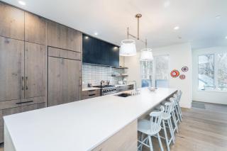 San Juan 103 by Exceptional Stays - 2