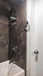 Private little Zen guestroom free parking - Lower Sackville - 3