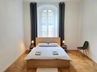 Apartment Paula - Old Town - Bratislava - 8